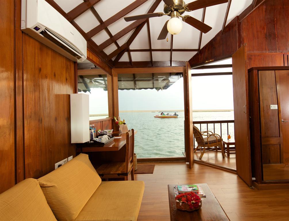 Poovar Island Resort Exterior foto