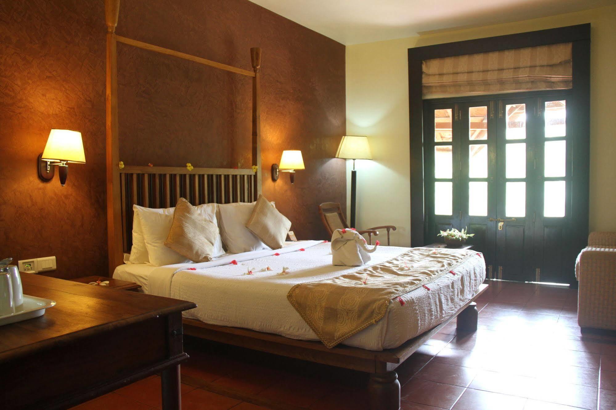 Poovar Island Resort Exterior foto