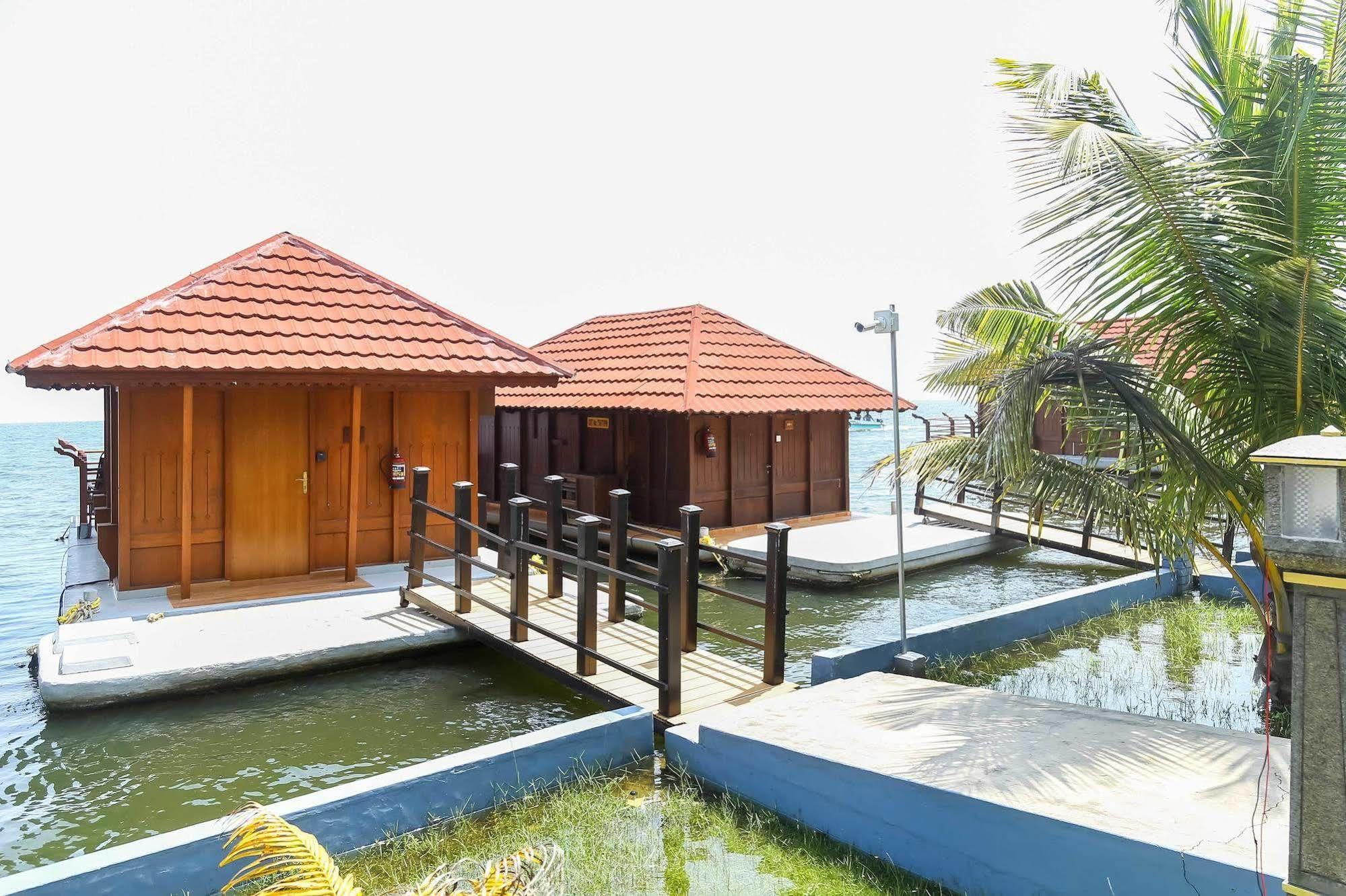 Poovar Island Resort Exterior foto