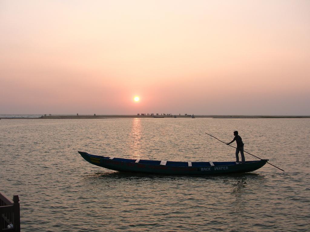 Poovar Island Resort Exterior foto